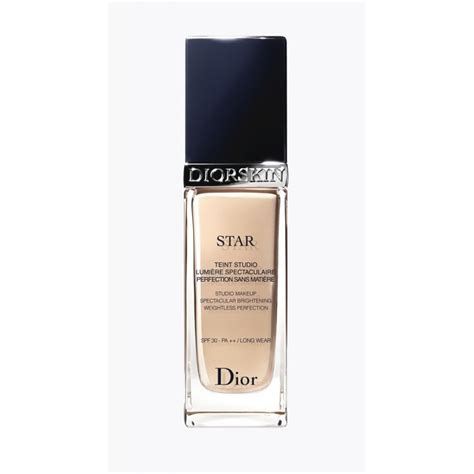 Scopri Fondotinta di Christian Dior Diorskin Star su MyBeauty